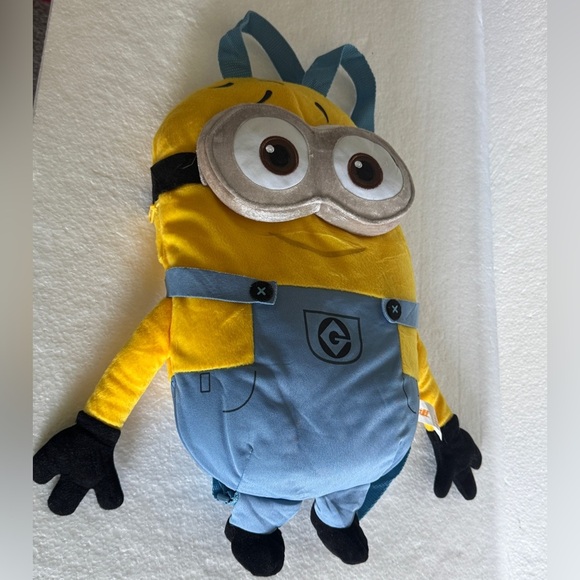 Minion Plush Backpack - Yellow and Blue - Picture 3 of 8
